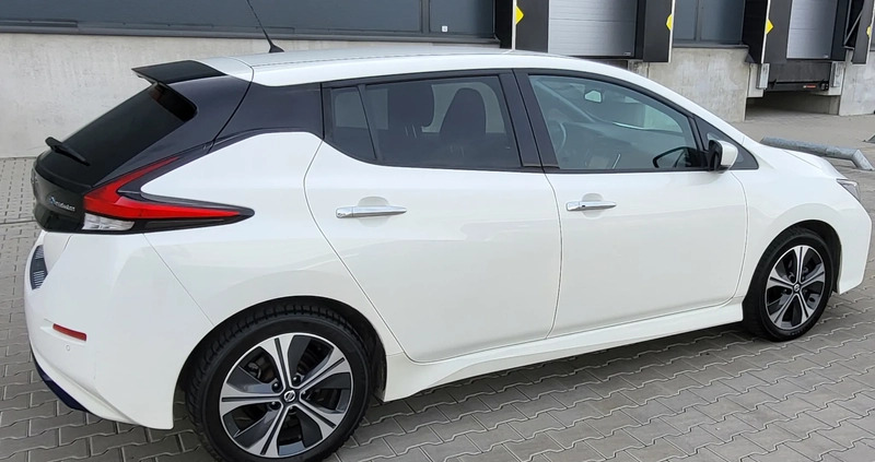 Nissan Leaf cena 71900 przebieg: 54000, rok produkcji 2019 z Limanowa małe 742